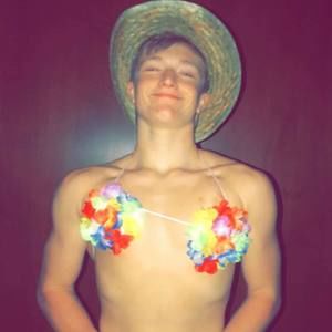 Meet your Posher, Tommy